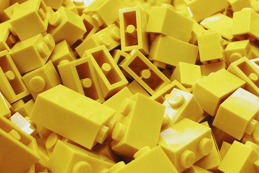 Sinnbild für kreativen Aufbau und unternehmerisches Denken in Bezug auf den Aufbau von Marken.